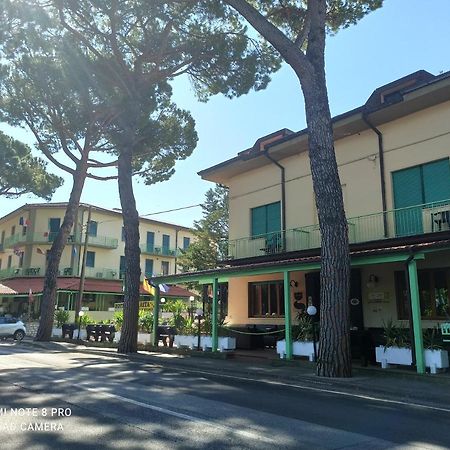 Hotel Dependance Montecatini Terme Exterior photo