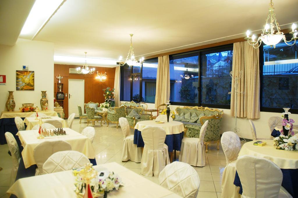 Hotel Dependance Montecatini Terme Exterior photo